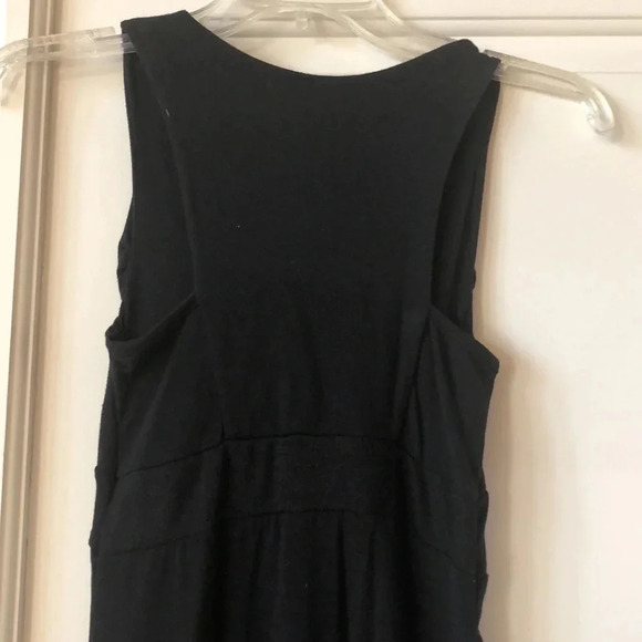 Mini black dress woman’s size small - Picture 3 of 3